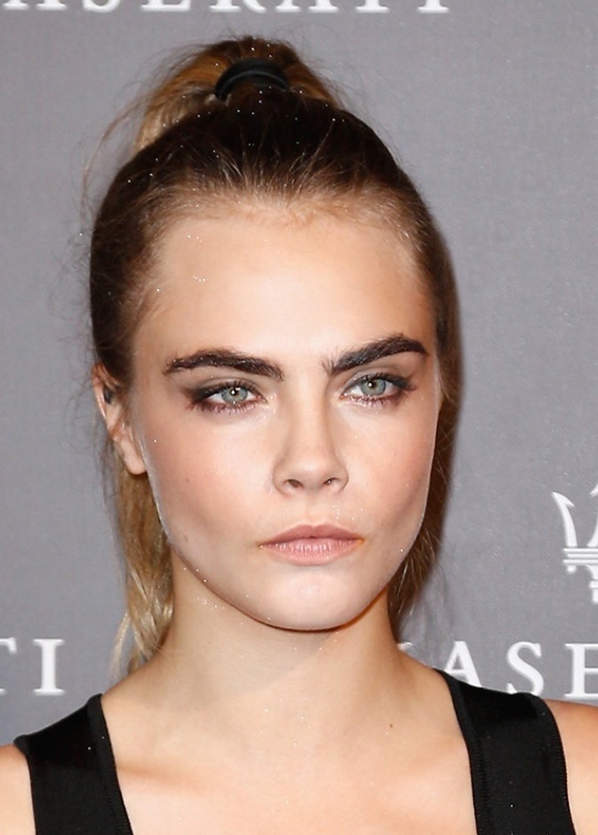  كارا ديليفين Cara Delevingne