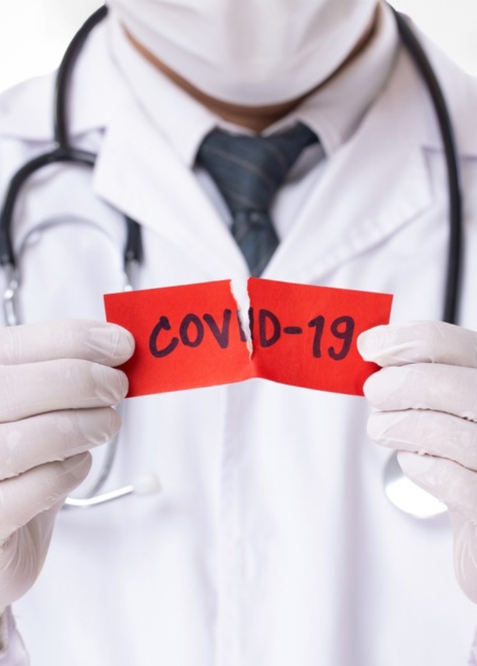 كورونا المتحور ينتشر أكثر لكنه أقل خطراً