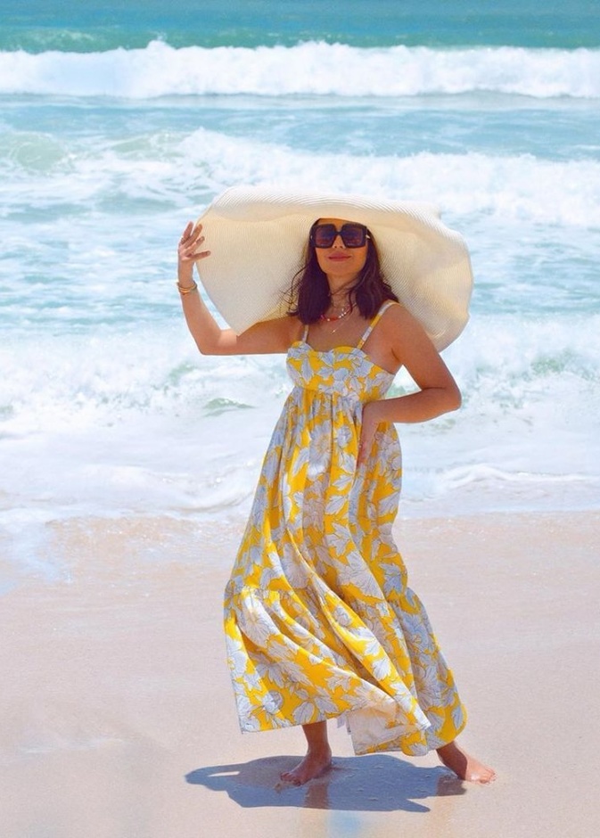 احدث موديلات اكسسوارات للبحر من وحي اطلالات الفاشينيستا ديما الاسدي