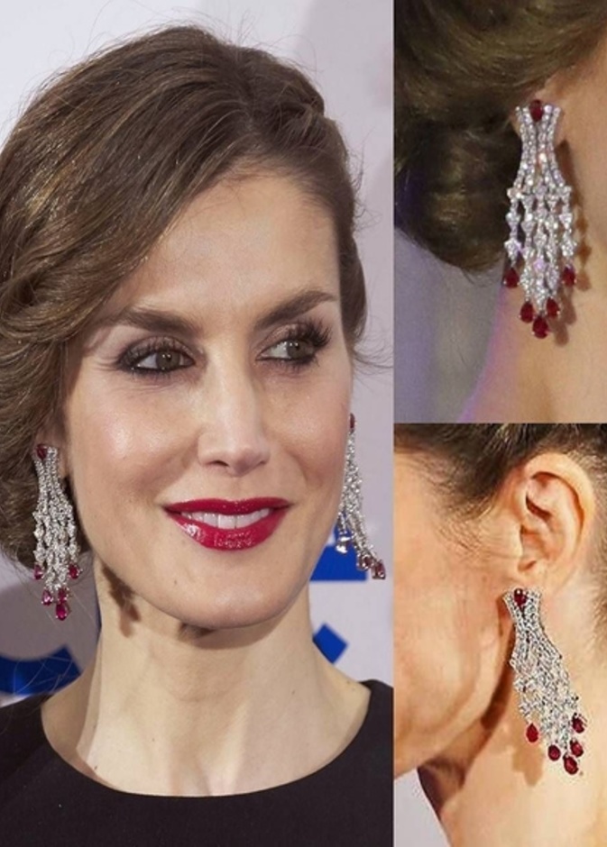  الملكة ليتيزيا ترتدي أقراط الماس والياقوت الأحمر