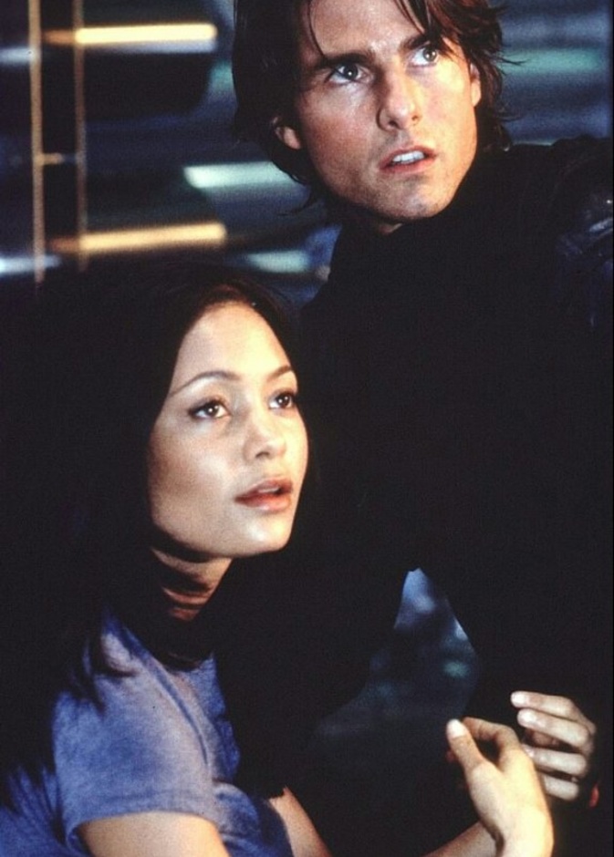 توم كروز وثاندي نيوتن 