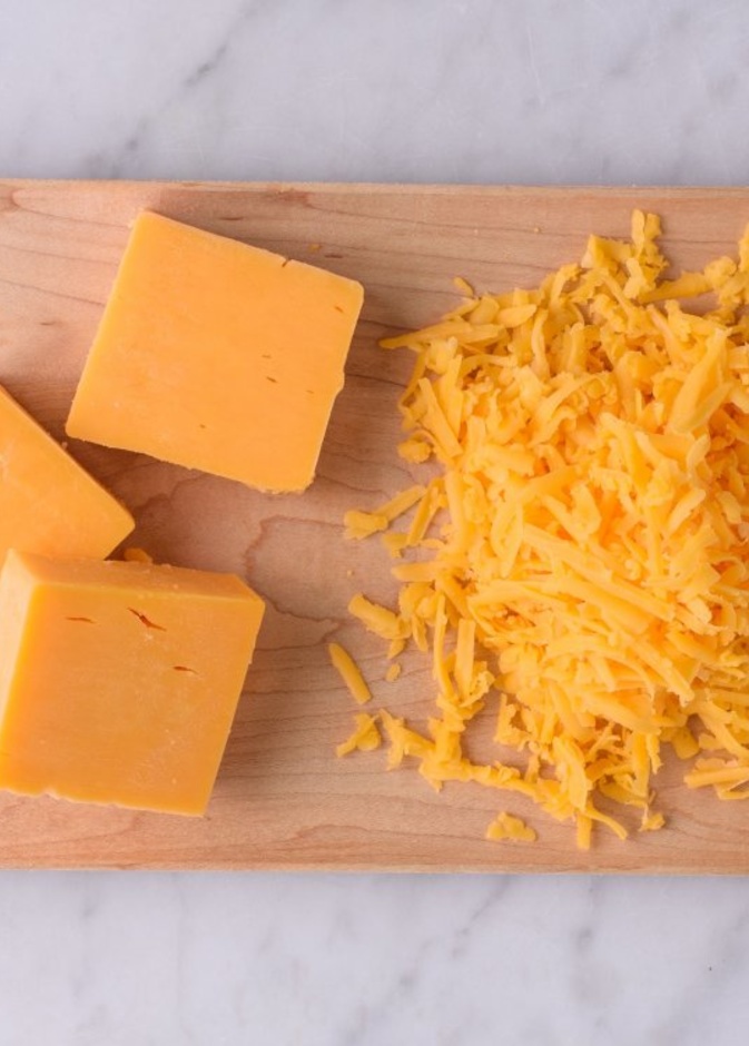  فوائد جبن الشيدر الصحية