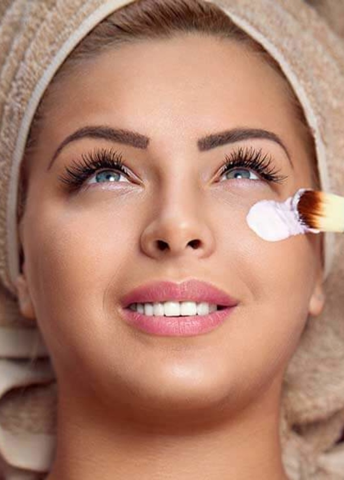 فوائد ماسك اللبن البودرة وماء الورد