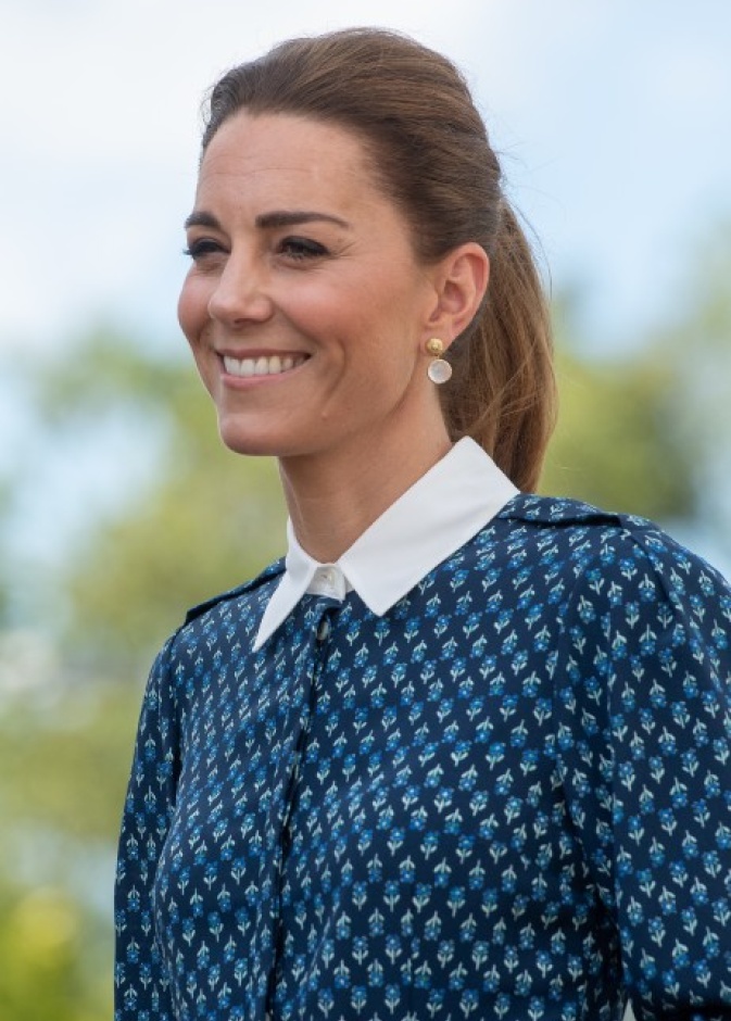 تعرفي على علامة مجوهرات كيت ميدلتون المفضلة للظهور بأجمل الأقراط 