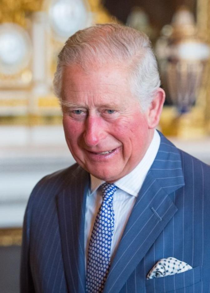  الأمير تشارلز يثق بشقيقته إلى أبعد الحدود