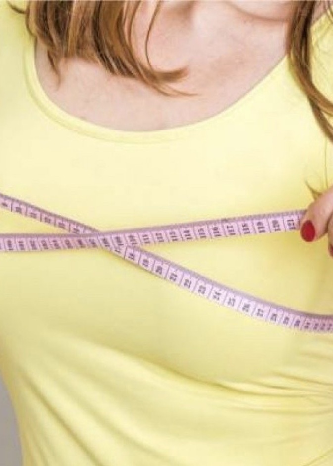 احصلي على الكثير من الراحة والنوم بعد عملية تكبير الثدي