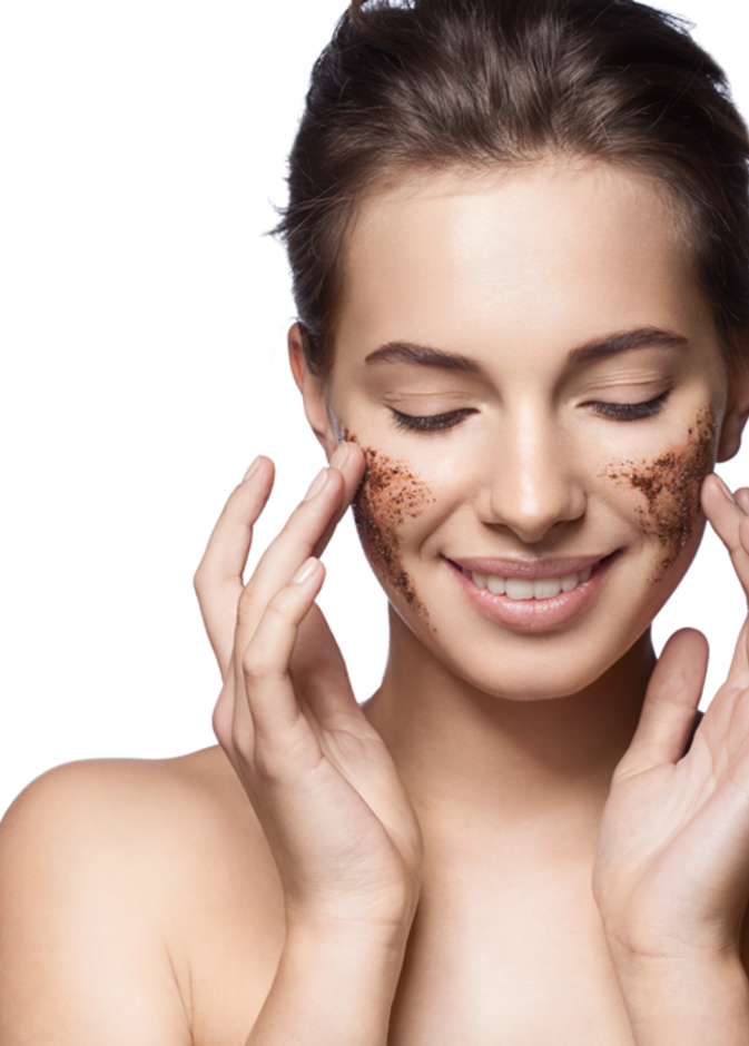 طريقة عمل سكراب القهوة للبشرة الدهنية