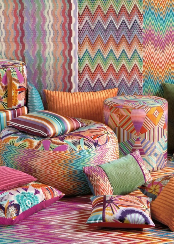 مقاعد ملونة بتوقيع ميسوني missoni