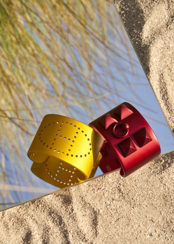 أساور كف مضيئة من Hermès بمناسبة عيد الأضحى 