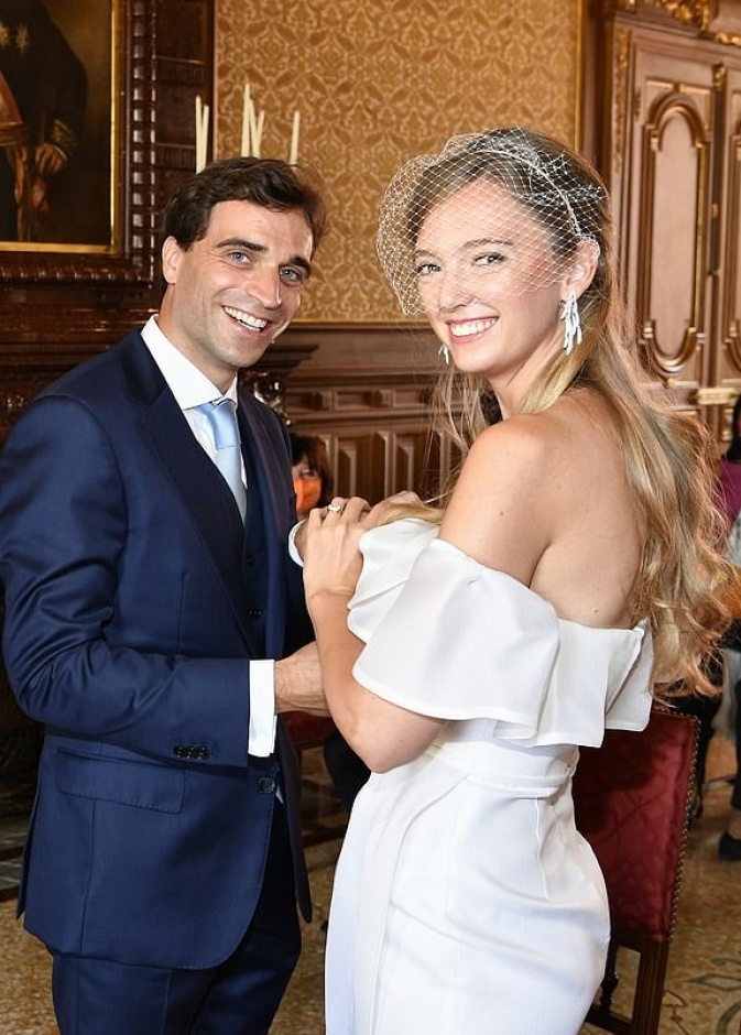  إليونور فون هابسبورغ 