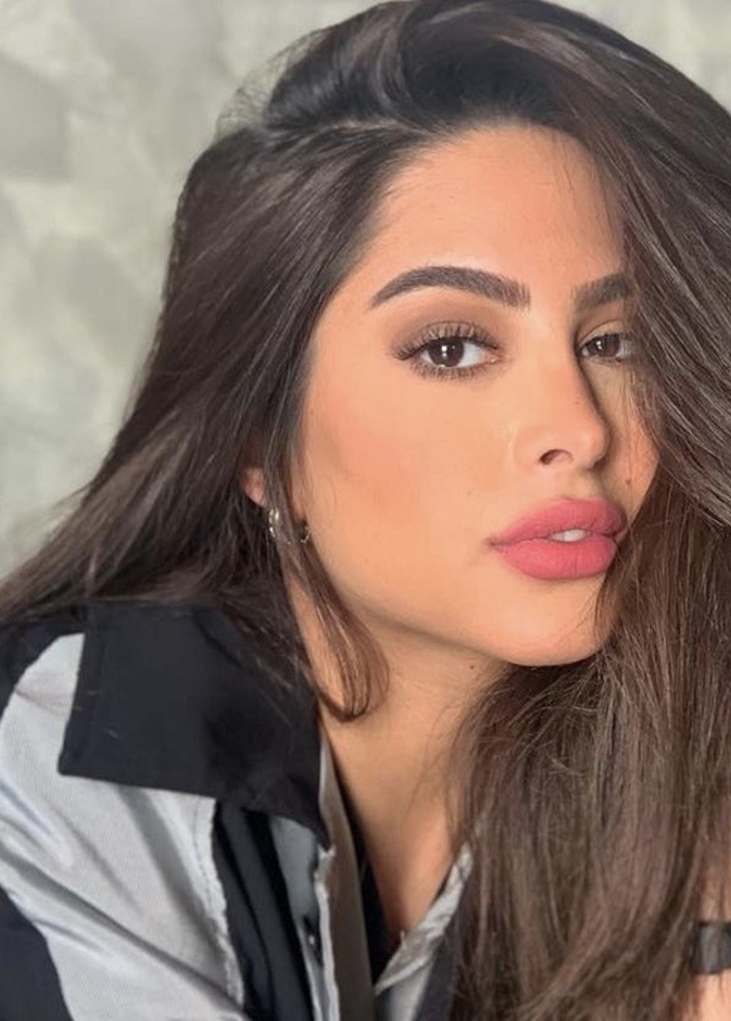 مدونة الموضة فوز الفهد خضعت لعملية تجميل الأنف