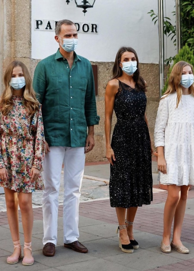 العائلة الملكية الإسبانية تفتتح مسرح ميريدا العالمي للفنون الكلاسيكية