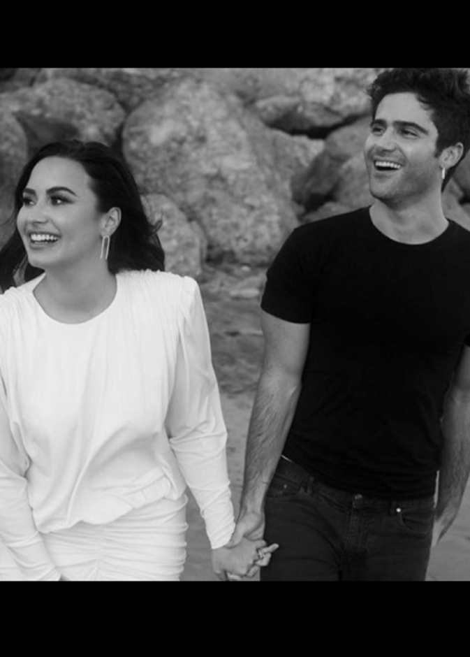 ديمي لوفاتو وماكس إهريش في ماليبو