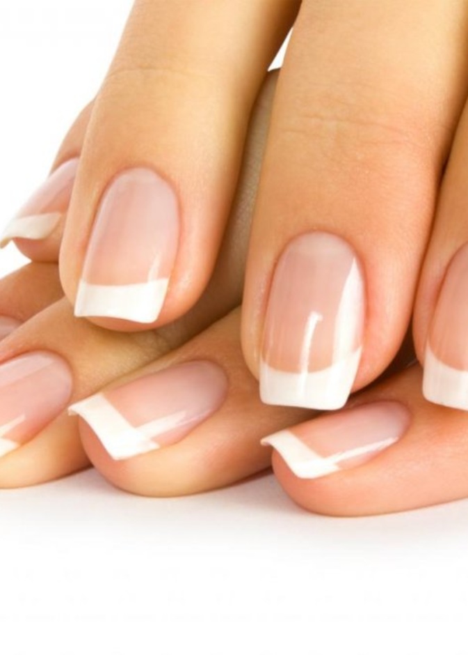  قومي بإزالة اصفرار الاظافر باستخدام صودا الخبز