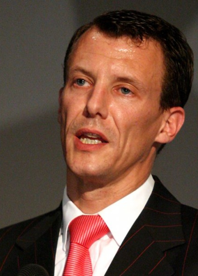  بيان من البلاط الملكي حول إصابة الأمير يواكيم بجطلة في المخ