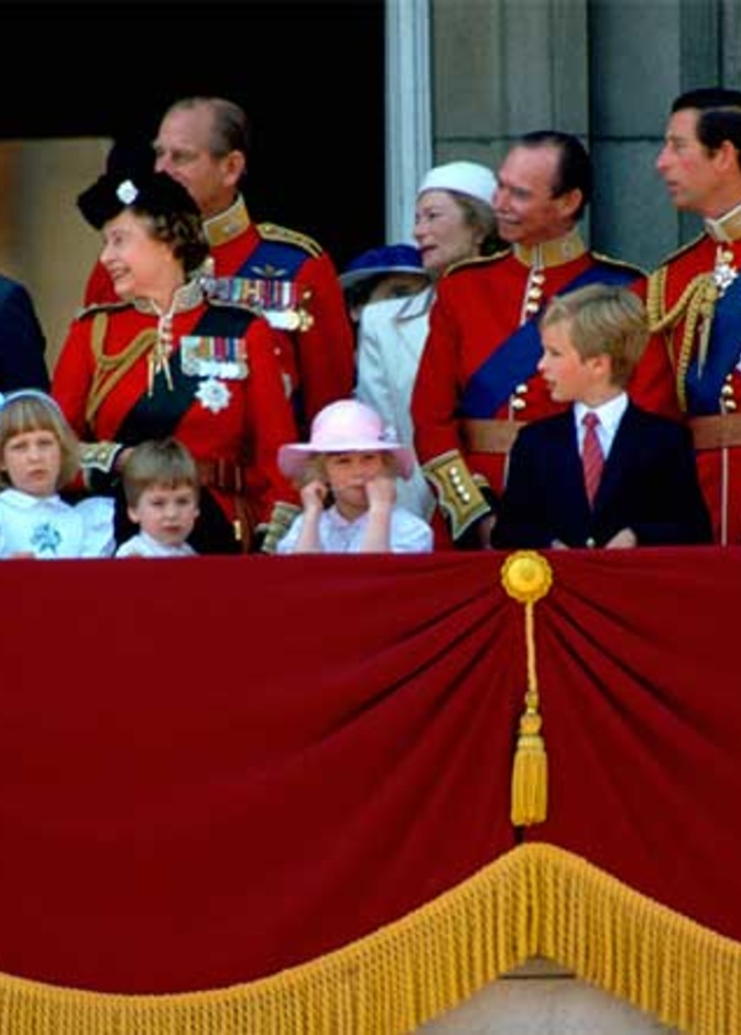  تحذيرات الأميرة آن لأبنائها قبل الظهور في الشرفة الملكية