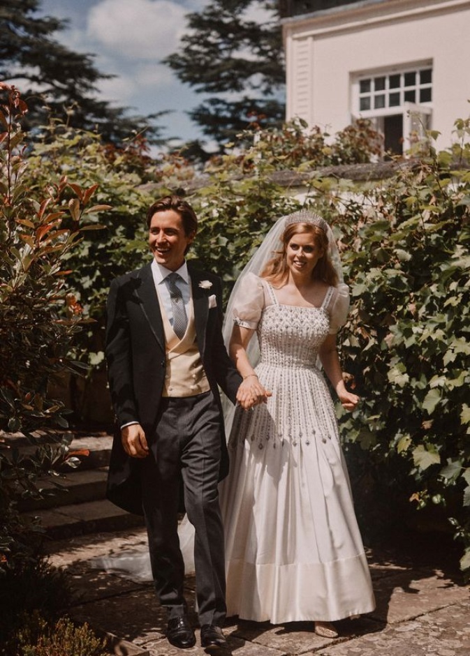 أين تقضي الأميرة بياتريس أجازة شهر العسل؟