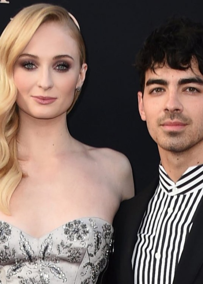 صوفي ترنر وجو جوناس