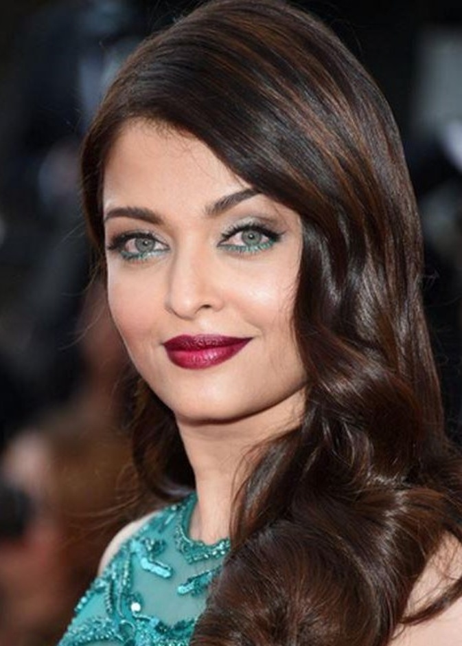  كيفية العناية بالبشرة بعد سن الاربعين على طريقة ايشواريا راي