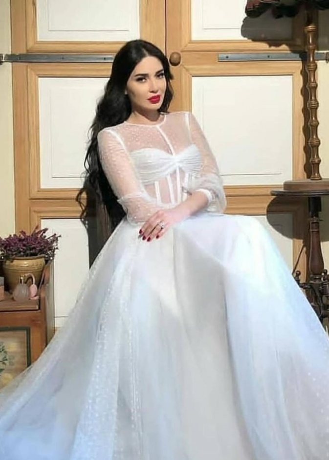  سيرين عبد النور بفستان من انطوان قارح