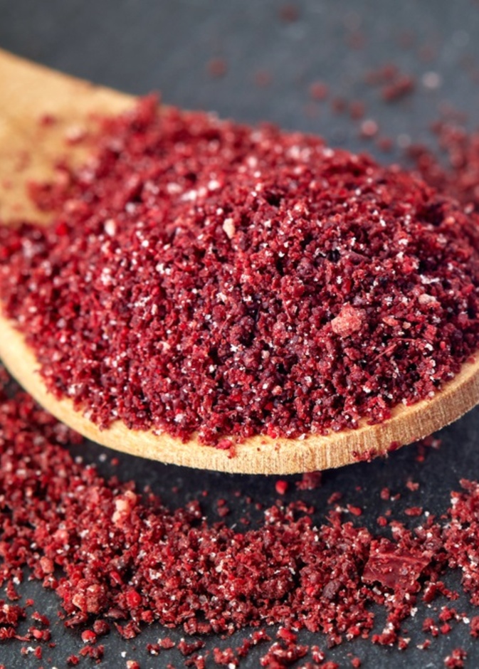 فوائد استخدام السماق في الطهي وطرق استخدامه