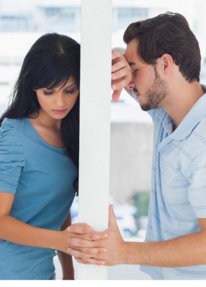 علامات الغيرة عند الرجل بعد الفراق 