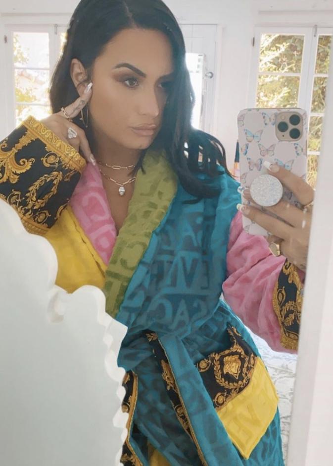 ديمي لوفاتو تظهر خاتم خطوبتها الجديد في أحدث إطلالاتها