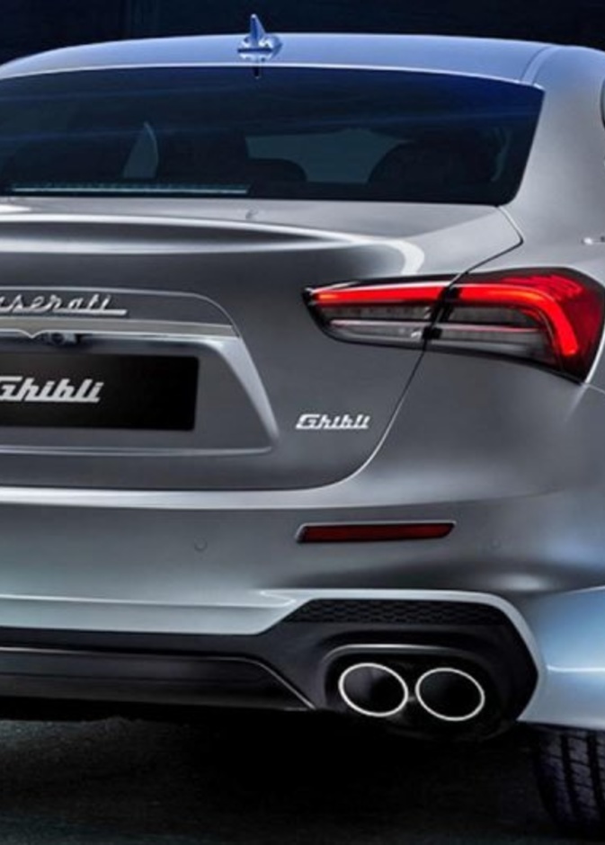  مازيراتي جيبلي هايبرد