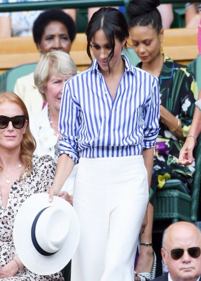 اطلالات ميغان ماركل بالقميص المقلم