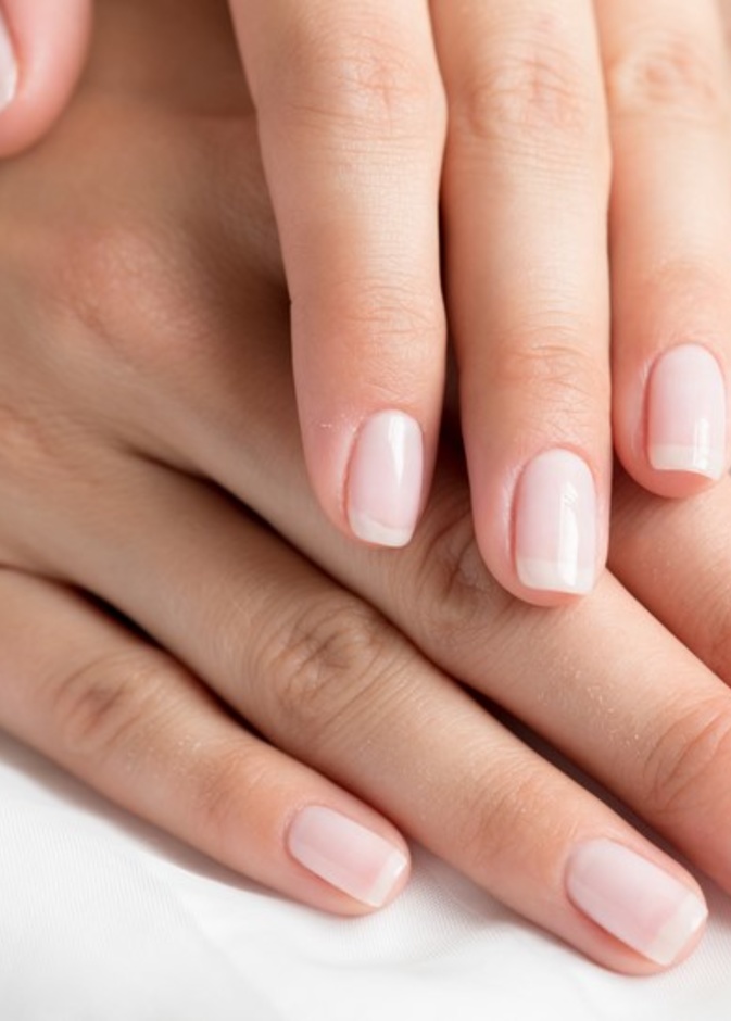 طريقة عمل ماسك ملح البحر لتقوية الاظافر الضعيفة