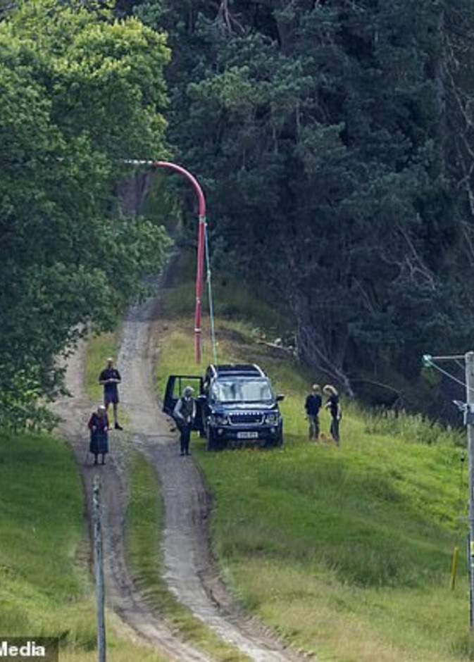 ملكة بريطانيا في قلعة بالمورال