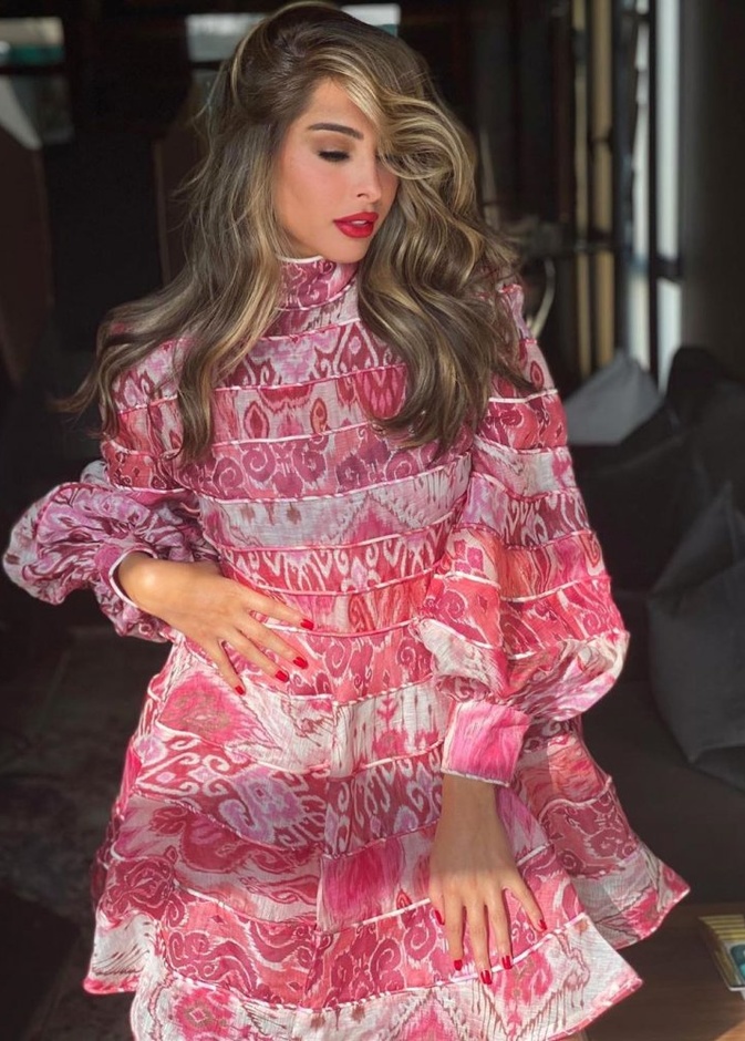  موديلات فساتين صيفية واسعة للنهار من وحي اطلالات فوز الفهد