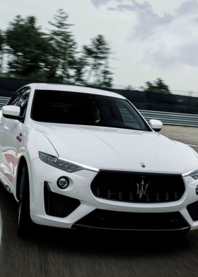 مازيراتي تطرح مجموعة تروفيو الأقوى على الإطلاق