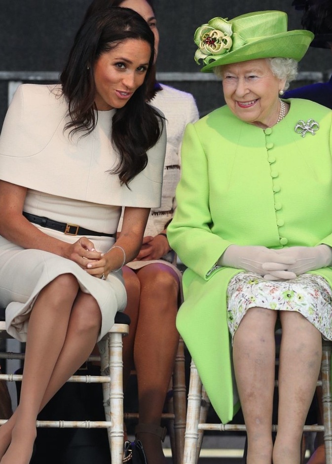  لقاء الملكة وميغان ماركل الأول استمر ساعة و10 دقائق