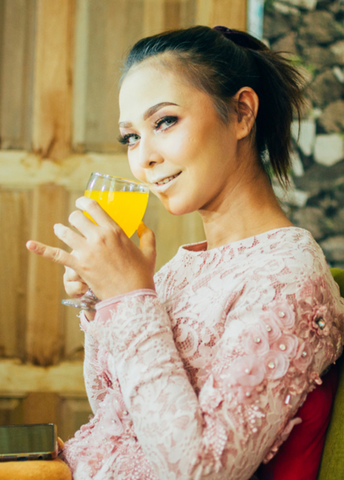 مشروبات لنضارة وجه العروس قبل الزفاف