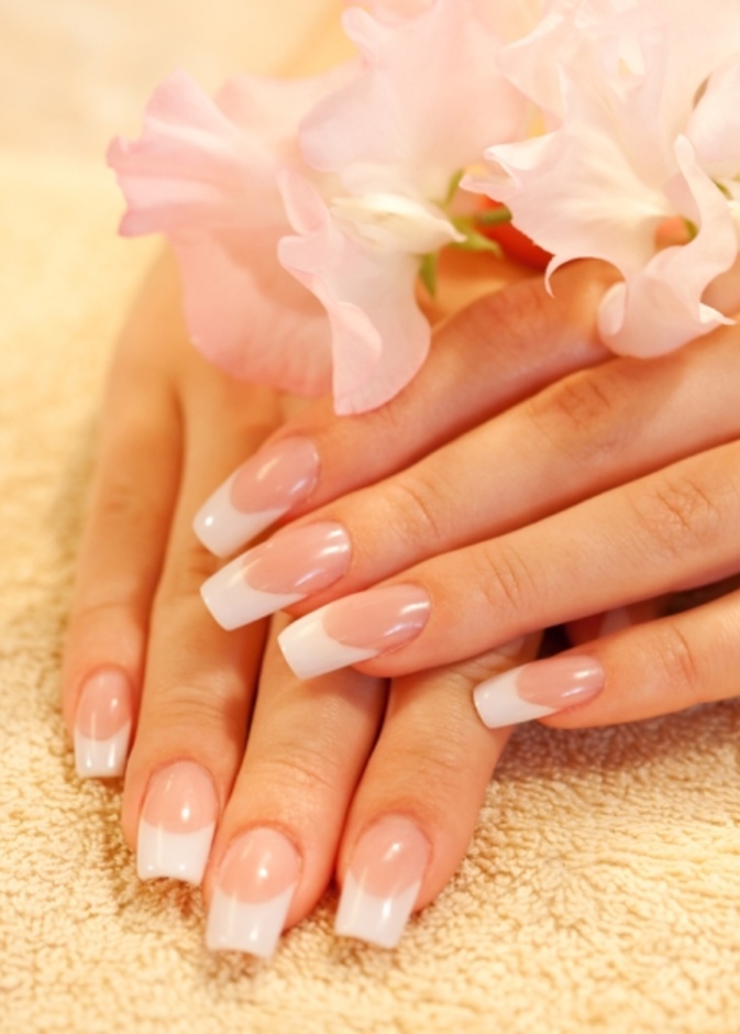 تعرفي الى افضل وصفات طبيعية لتطويل الأظافر 