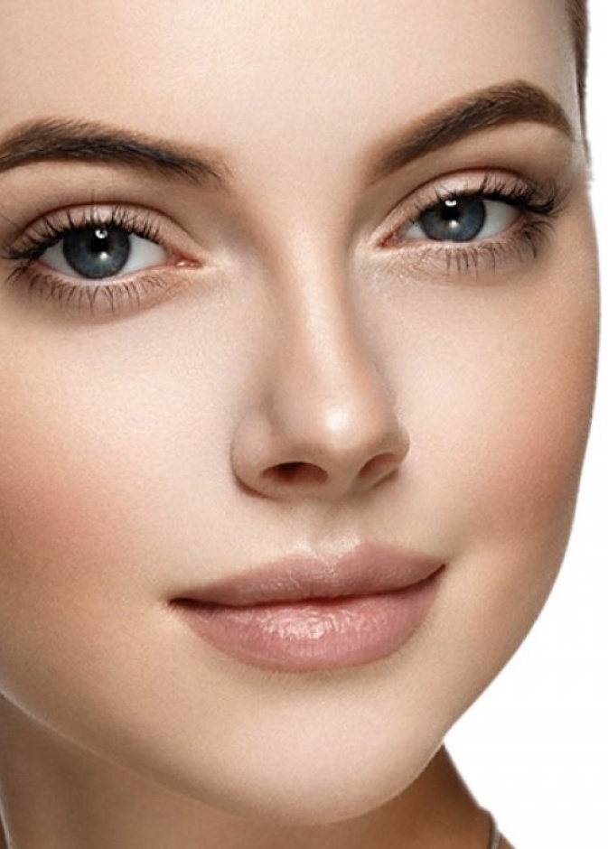 افضل خلطات طبيعية للحصول على شفاه ممتلئة وخدود سمينة