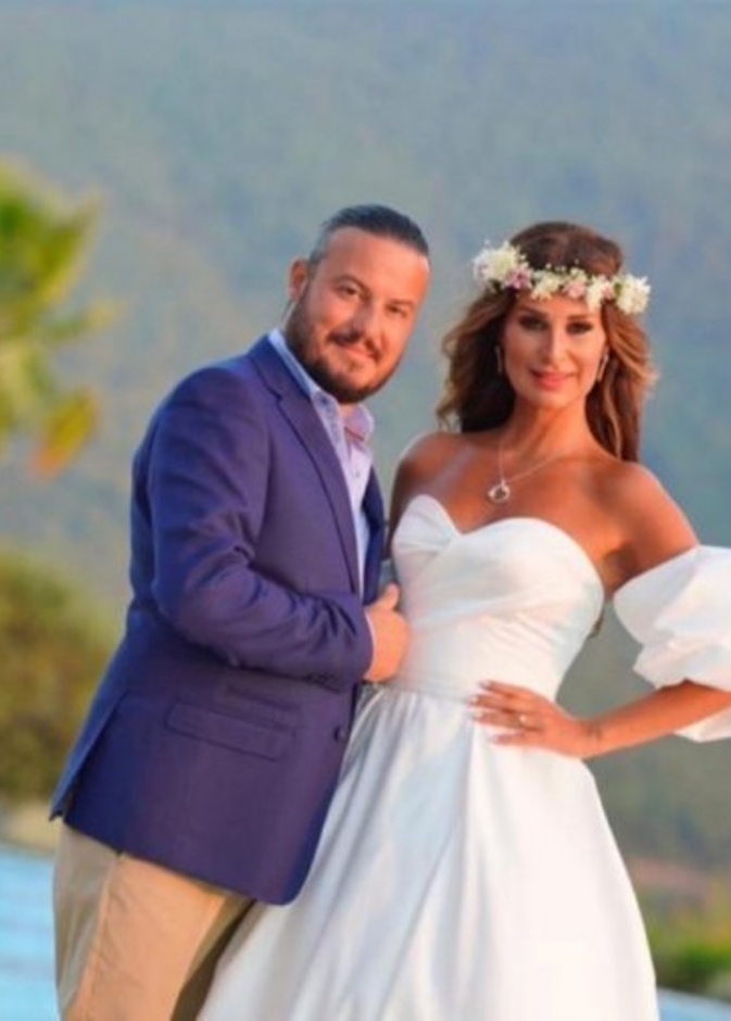 كاتيا كعدي مع زوجها في تركيا