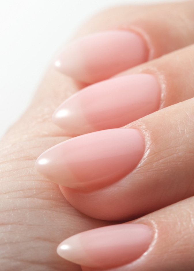 ينهي زيت التين الشوكي مشكلاتك مع اظافرك الضعيفة