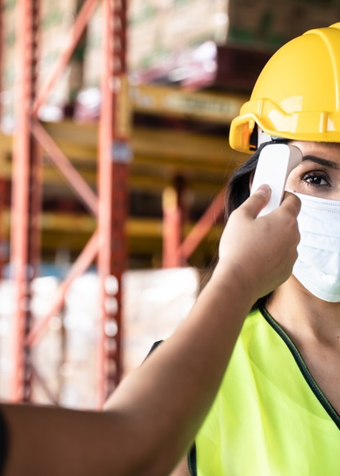 يشكك الباحثون بفاعلية قياس الحرارة صباحاً لكشف الاصابة بكورونا