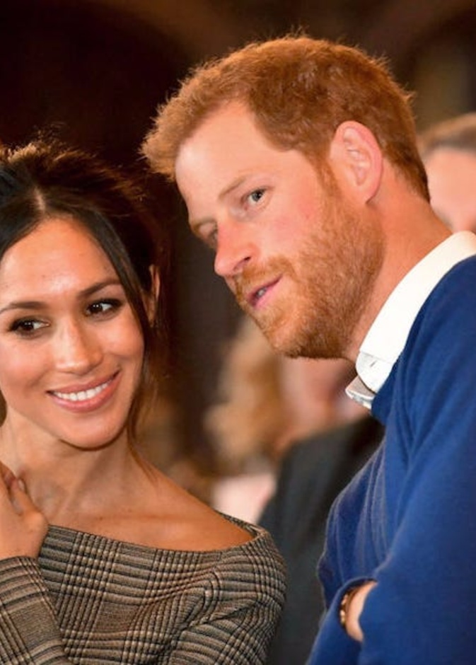 " Finding Freedom".. الكتاب الأكثر مبيعا في بريطانيا