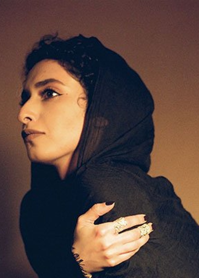  مصممة المجوهرات عليا بن عمير