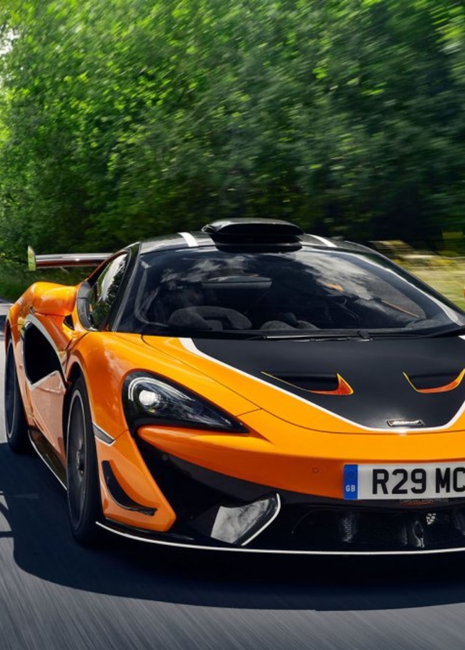 إطلاق سيارة الرياضية 620R  محدودة الإصدار