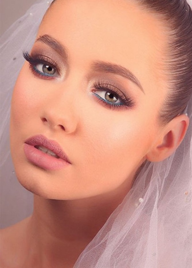  الرموش الكثيفة حلم كل عروس