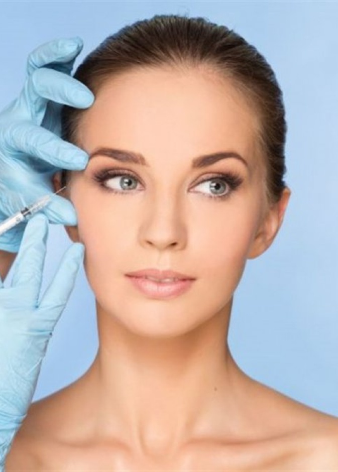  توسيع العيون بحقن الفيلر