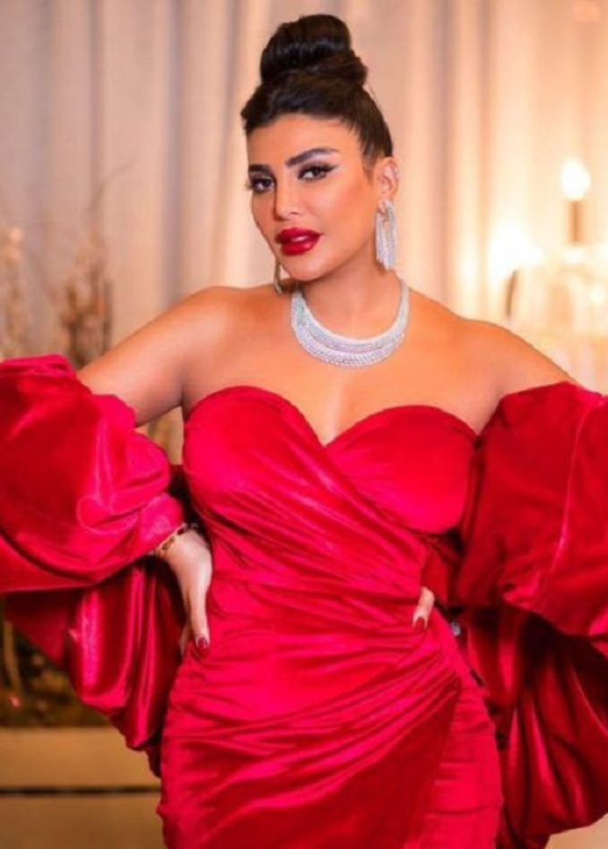 ابرز موديلات فساتين خطوبة من وحي امل العوضي