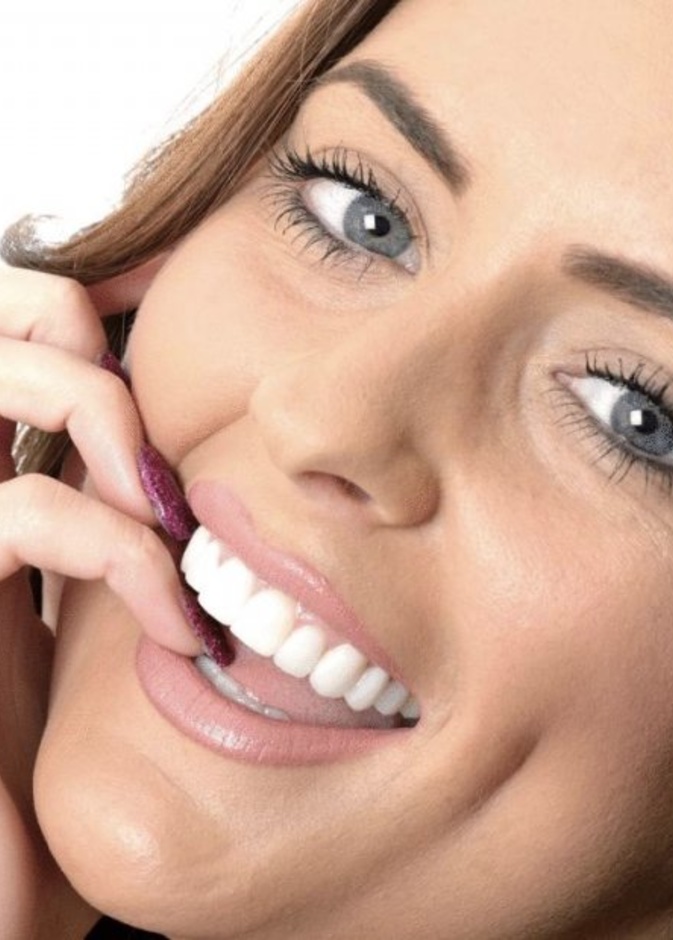 إليك مخاطر عملية حفر غمازات الخدين