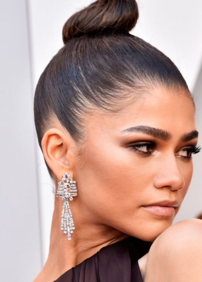 أناقة زندايا بأقراط الماس من بولغاري Bulgari