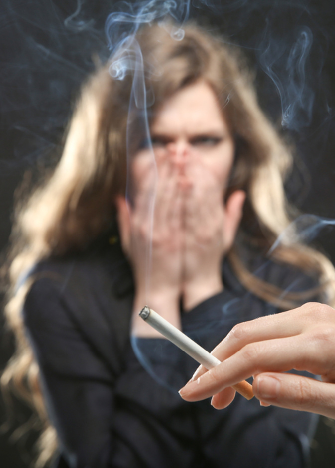 اضرار التدخين السلبي على الحامل في الشهر الاول