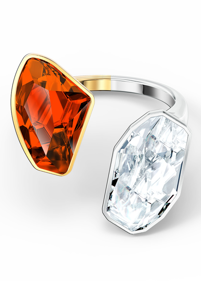 Swarovski تحتفل بمرور 125 عامًا من حرفية الصنع الرائعة بتقديم مجموعتها لخريف 2020